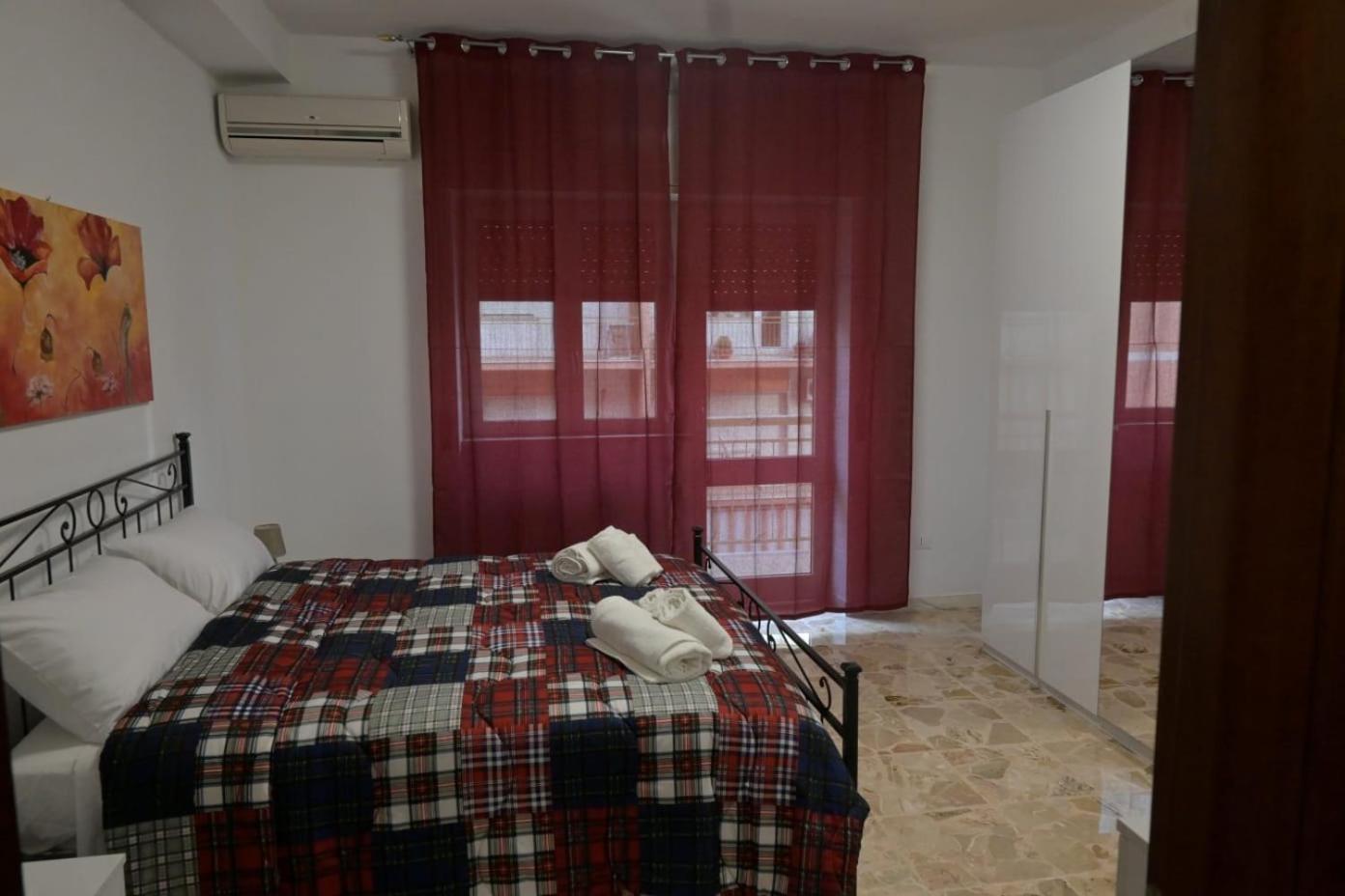 Appartamento Luminosa Casa Punti Cardinali Syracuse Esterno foto